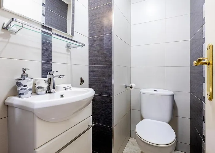 2d2 Beautiful Oasis 3 Bedrooms Duplex